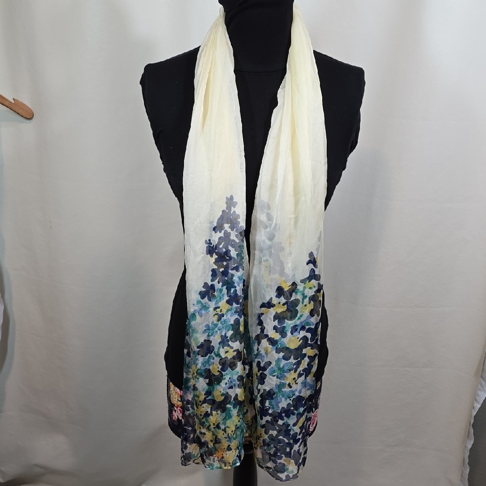 ** 3/$25 ** Gauzy Floral Summer Scarf NWT